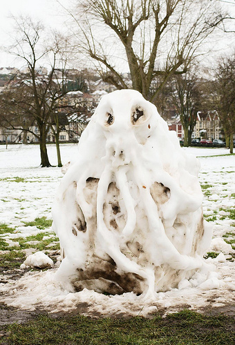 Illustration for article titled Fun and Fantastical Snowmen to Make Your Winter Bright